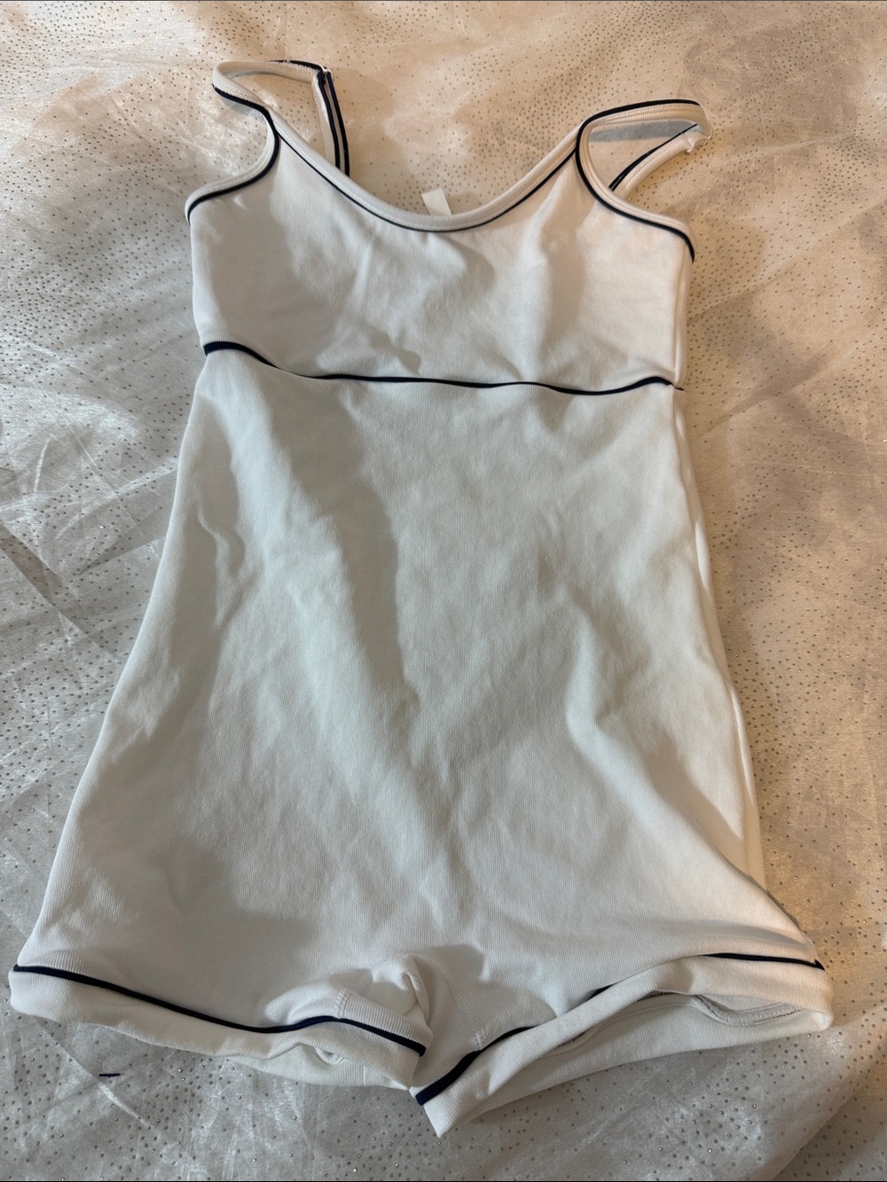 ANWND Women’s White Piped Romper Bodysuit size M/L